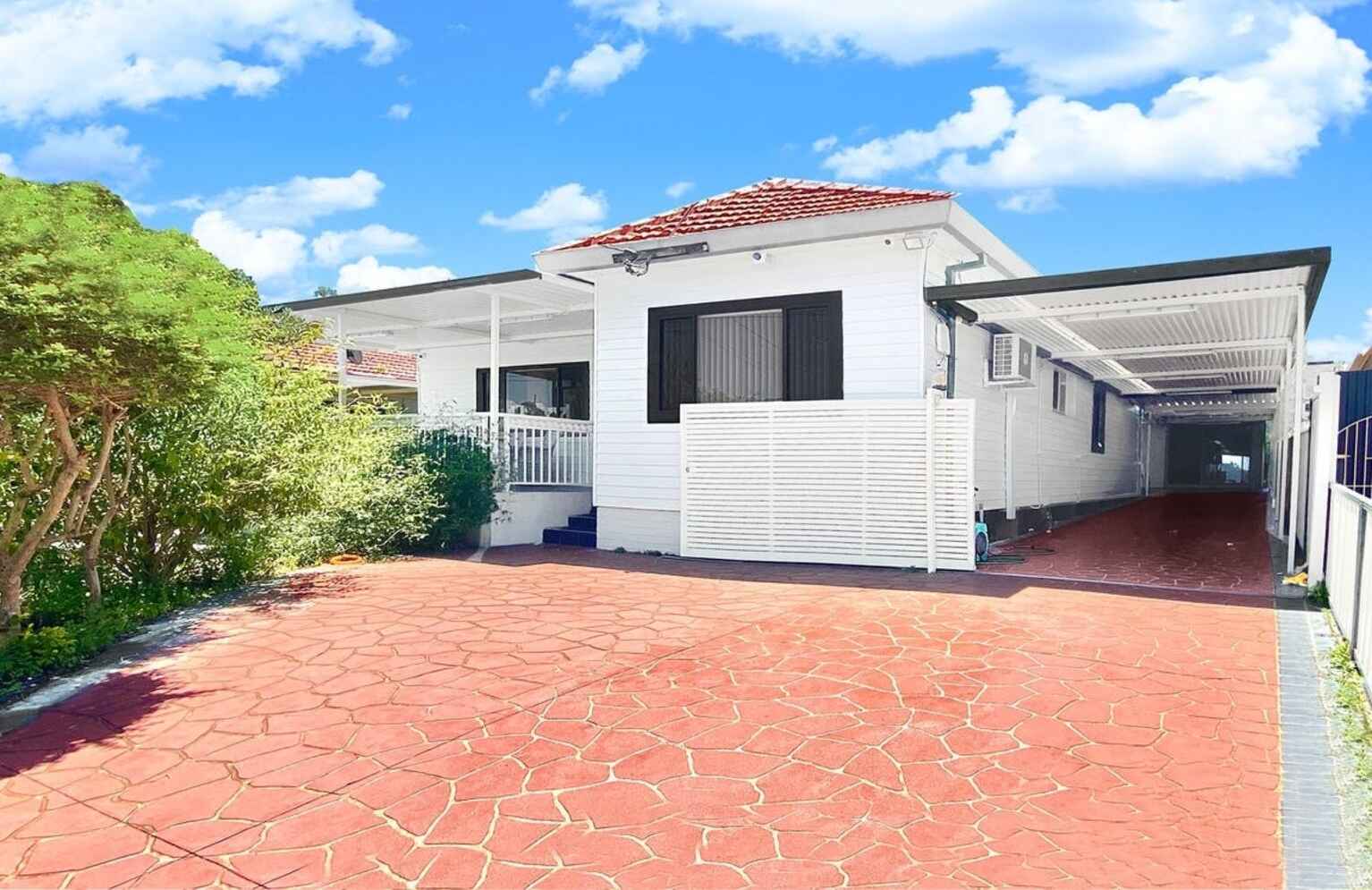 17 Orchid Road Guildford