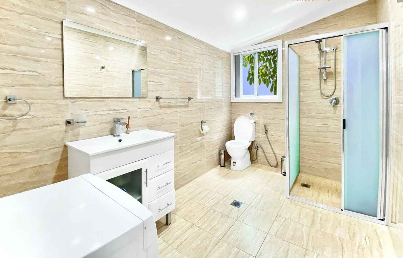 17 Orchid Road Guildford