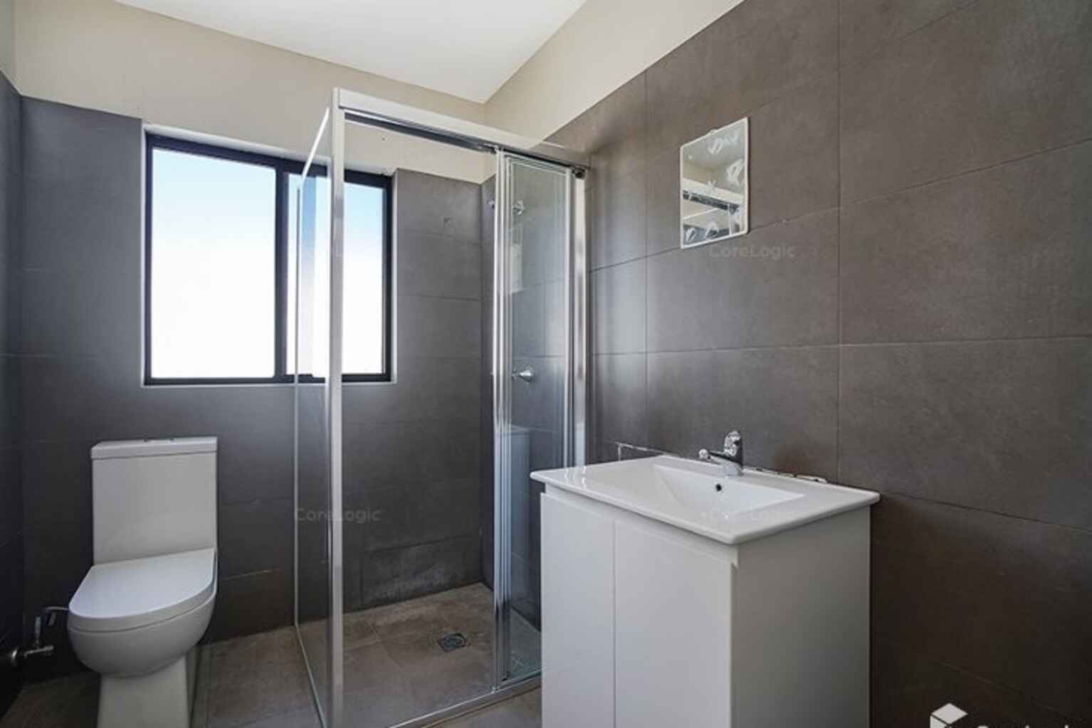 29 Gelibolu Parade Auburn