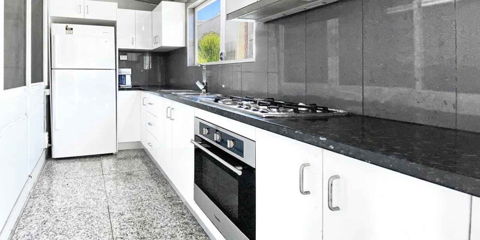 17 Orchid Road Old Guildford