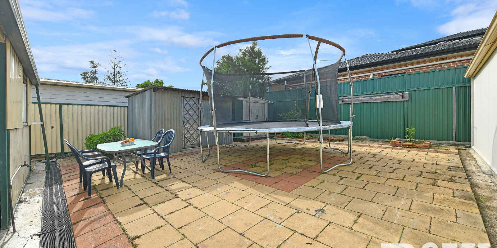 17 Orchid Road Old Guildford
