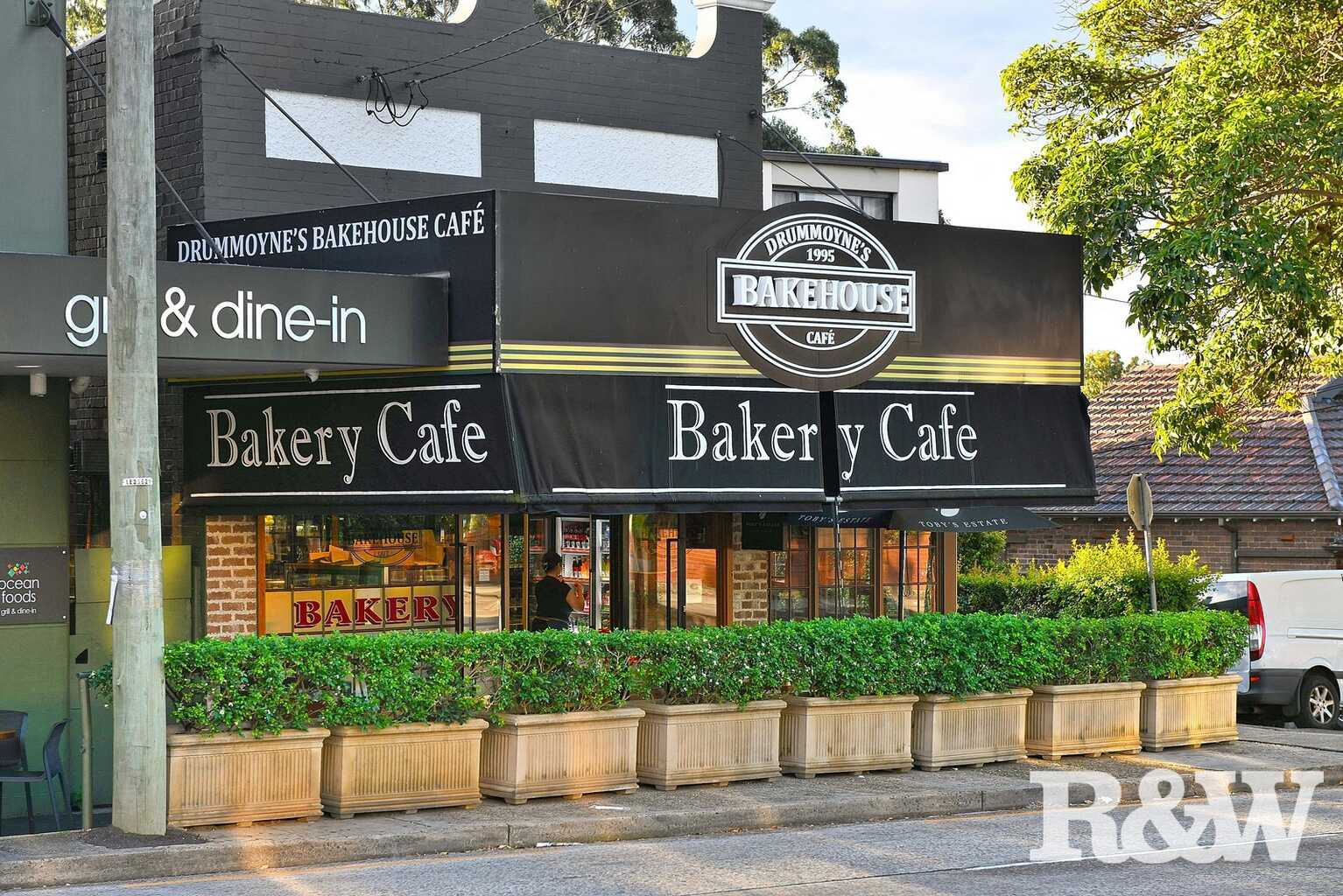 5  The Crescent  Russell Lea