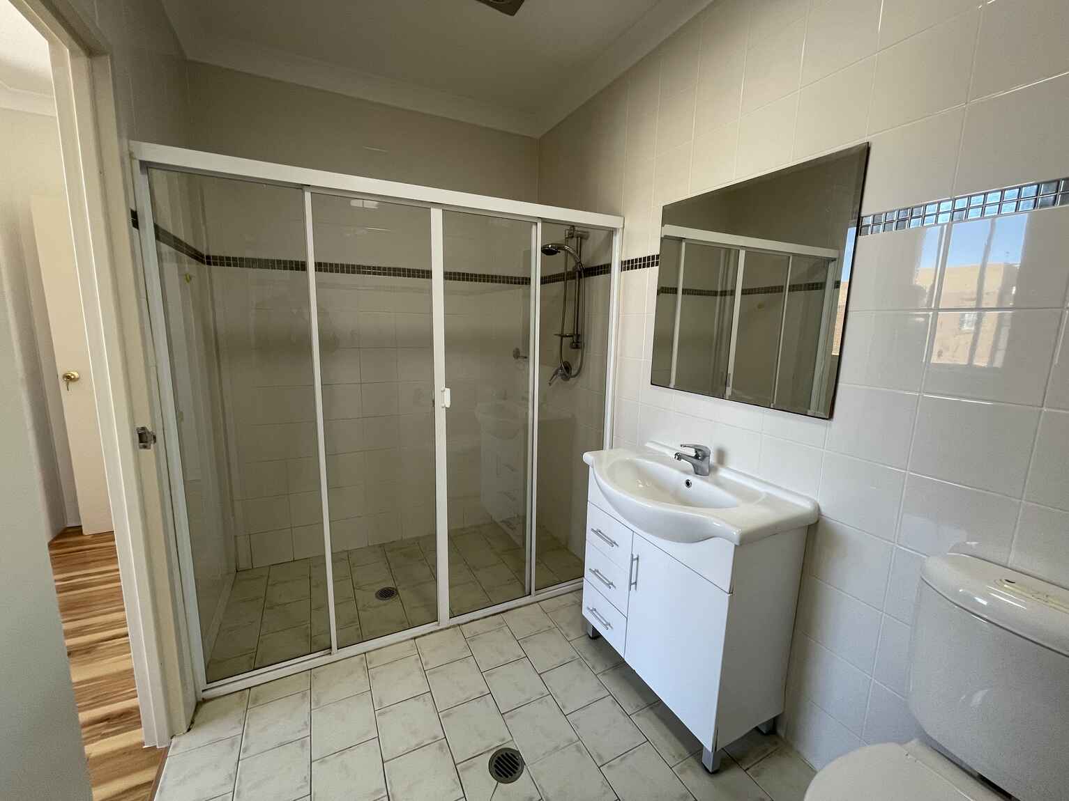 1411/57-59 Queen Street Auburn 1411/57-59 Queen Street Auburn