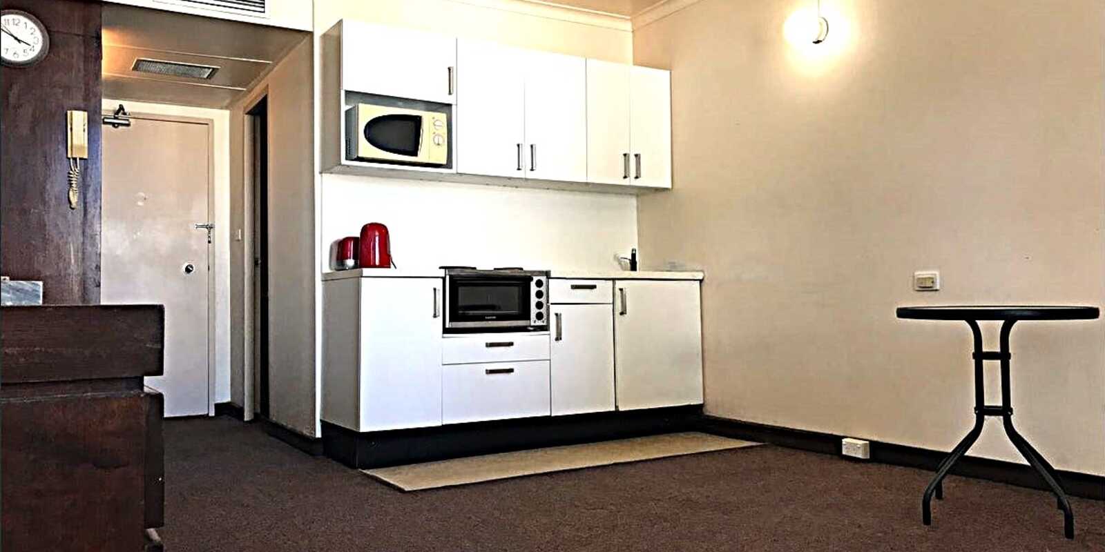 128/95 Station Road Auburn