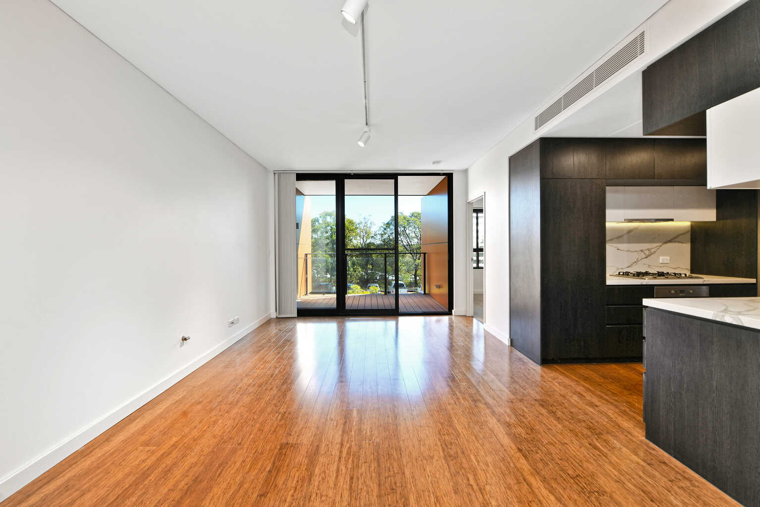 18/21 Bay Drive  Meadowbank