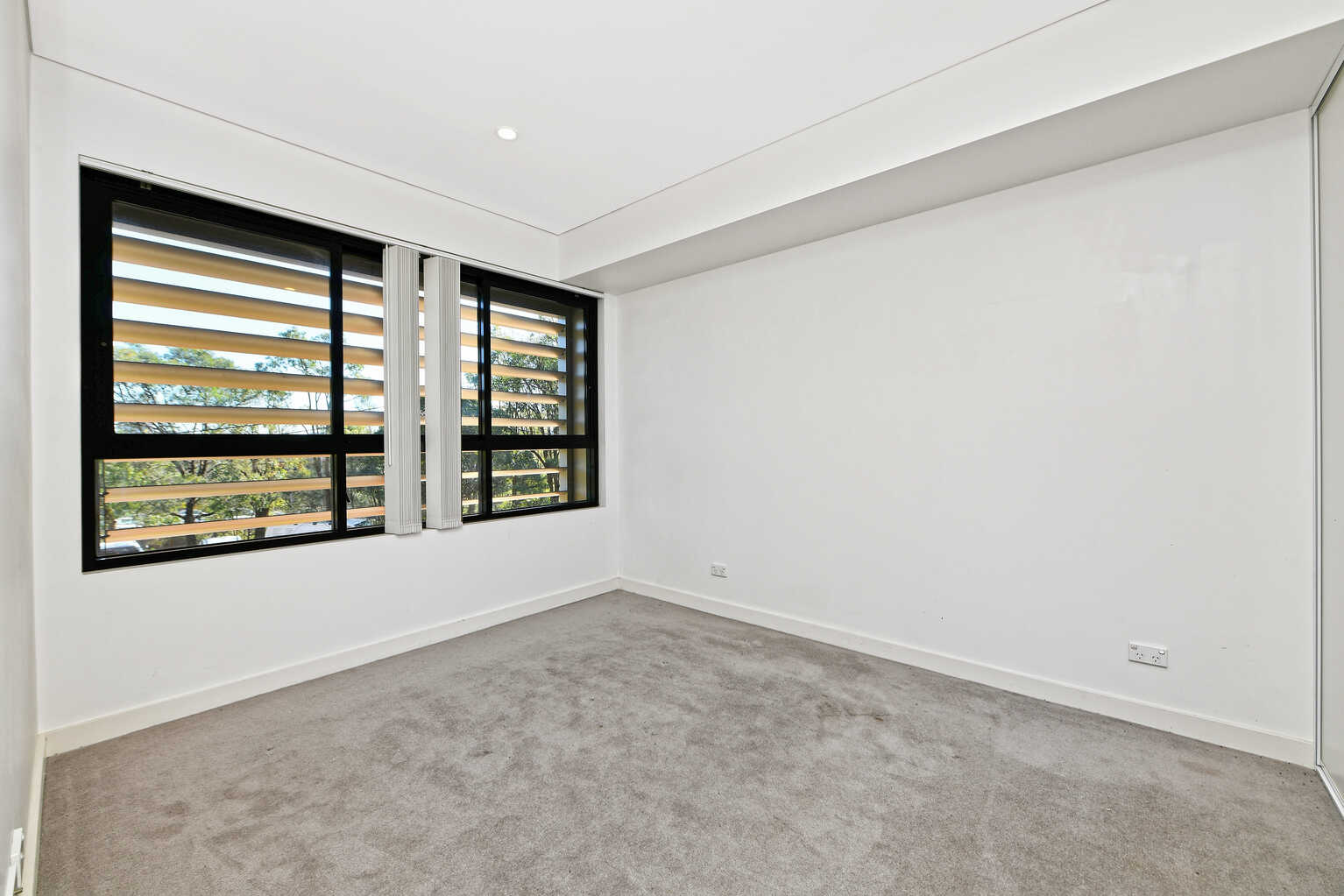 18/21 Bay Drive  Meadowbank