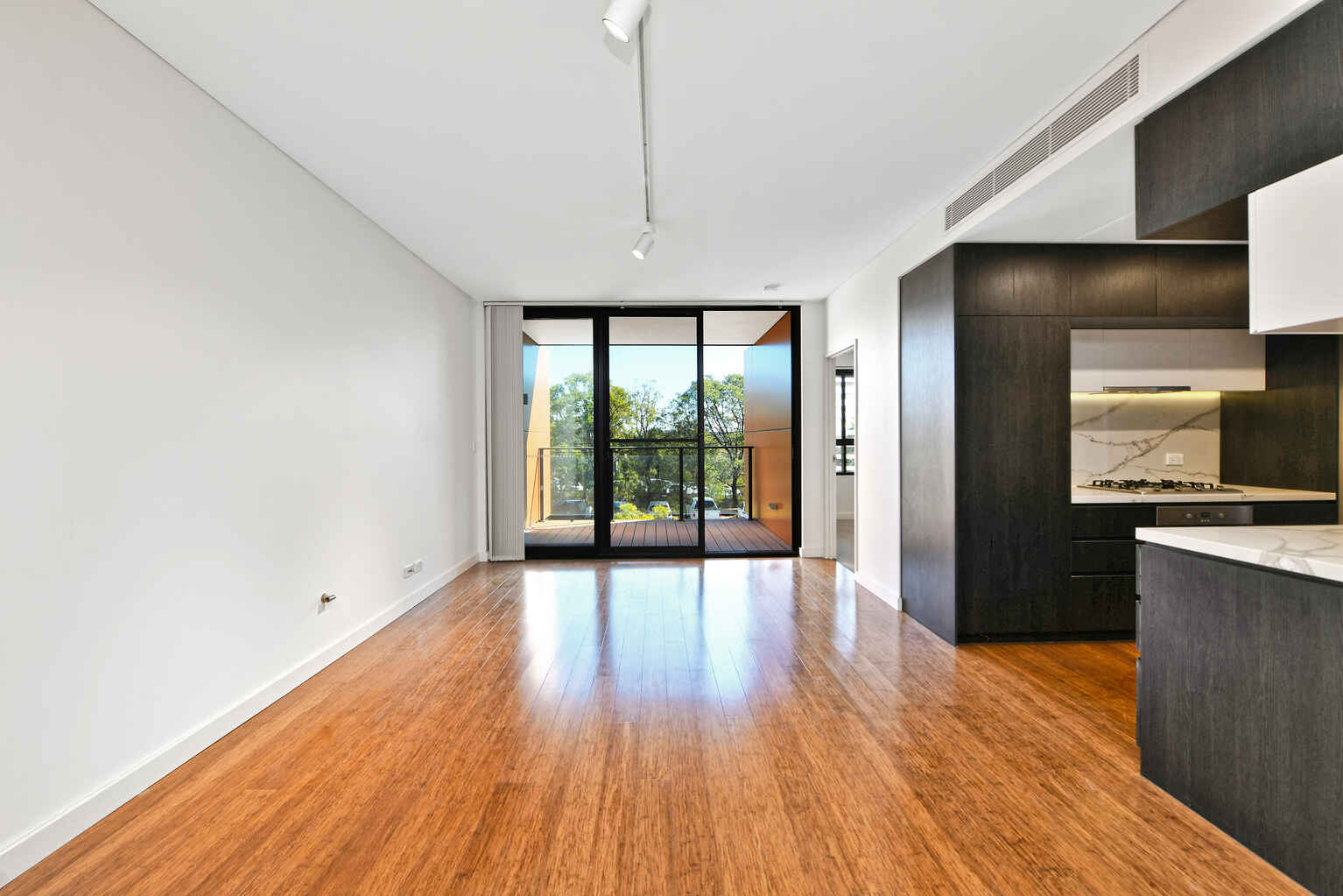 18/21 Bay Drive  Meadowbank